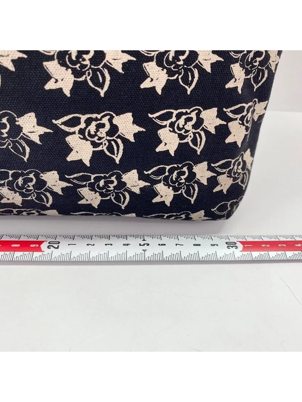 Chanel Tote Black